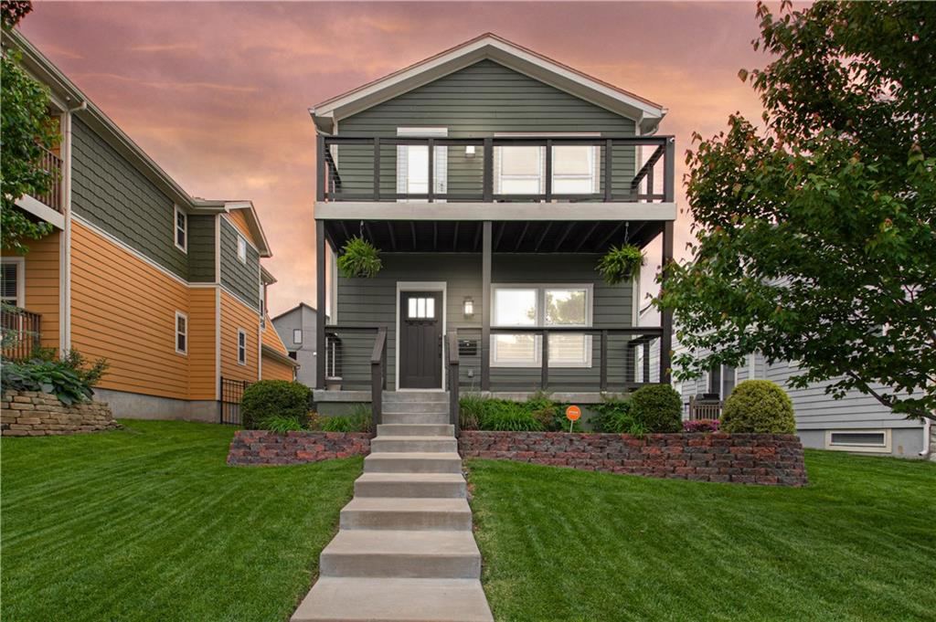 Listing Photo MLS #HMS2615211
