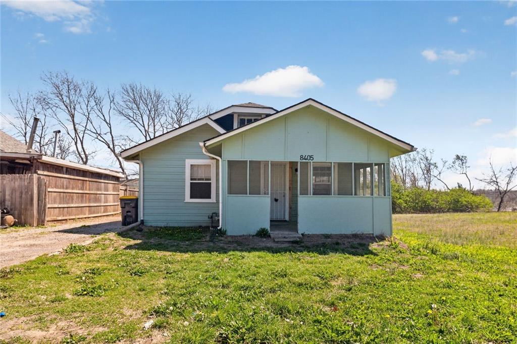 Listing Photo MLS #HMS2615216