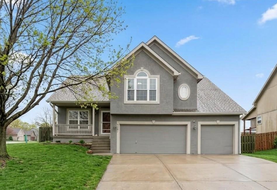 Listing Photo MLS #HMS2615456