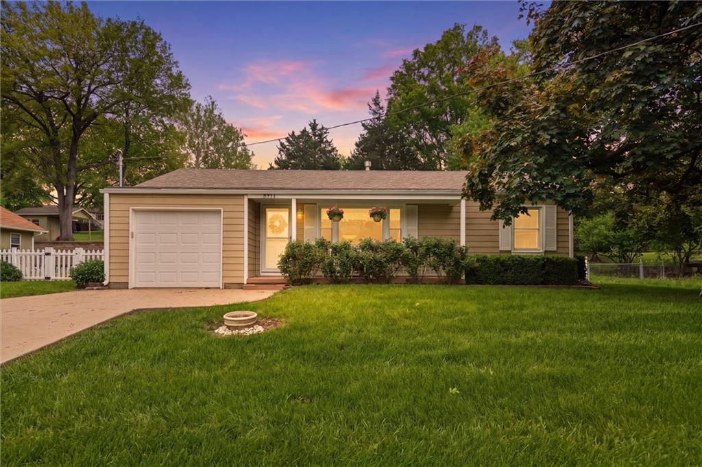 Listing Photo MLS #HMS2615565