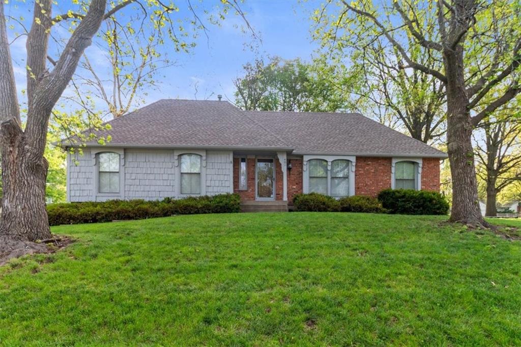 Listing Photo MLS #HMS2615673