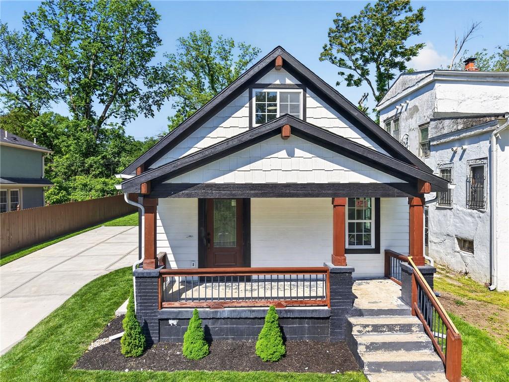 Listing Photo MLS #HMS2615836