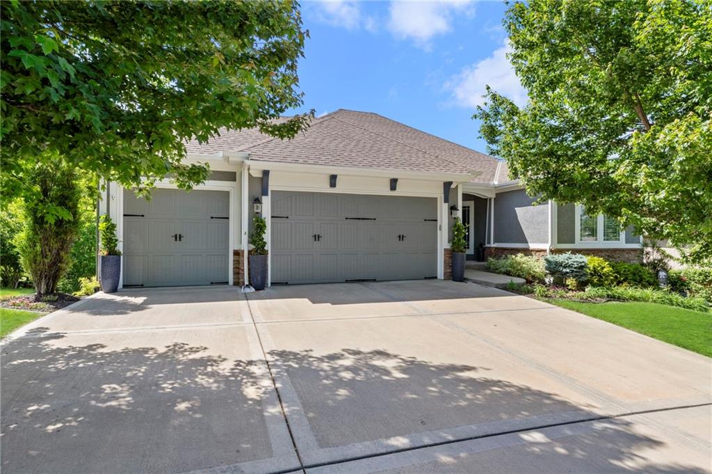 Listing Photo MLS #HMS2615865