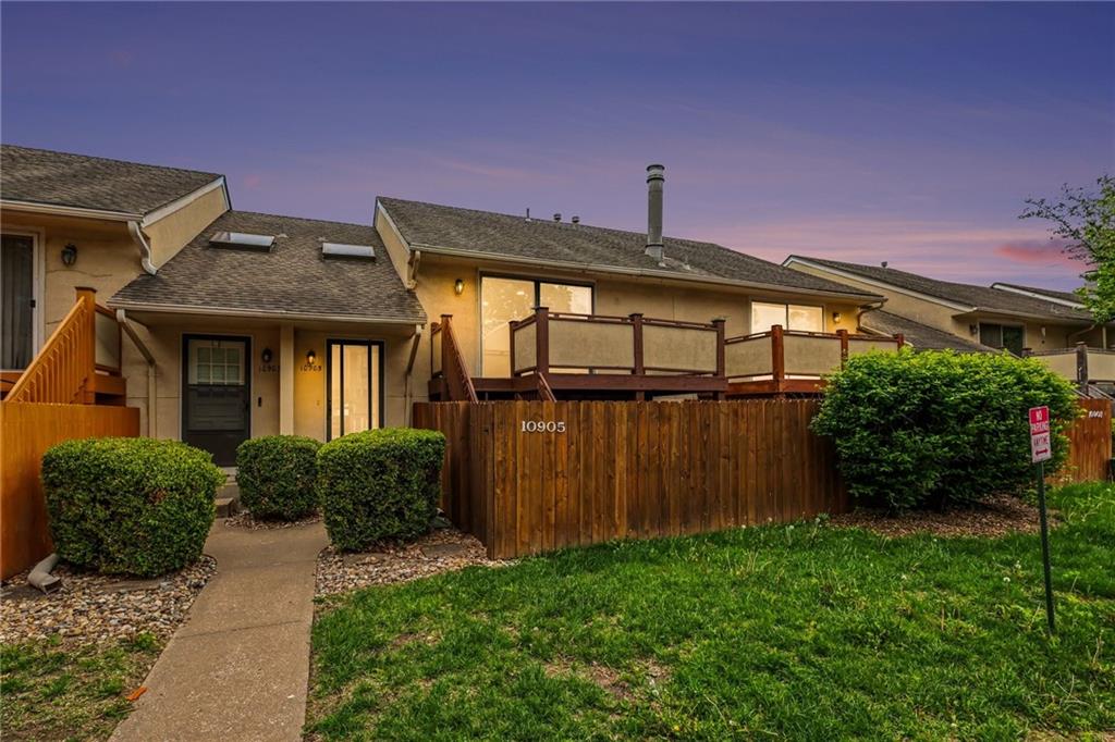 Listing Photo MLS #HMS2616181