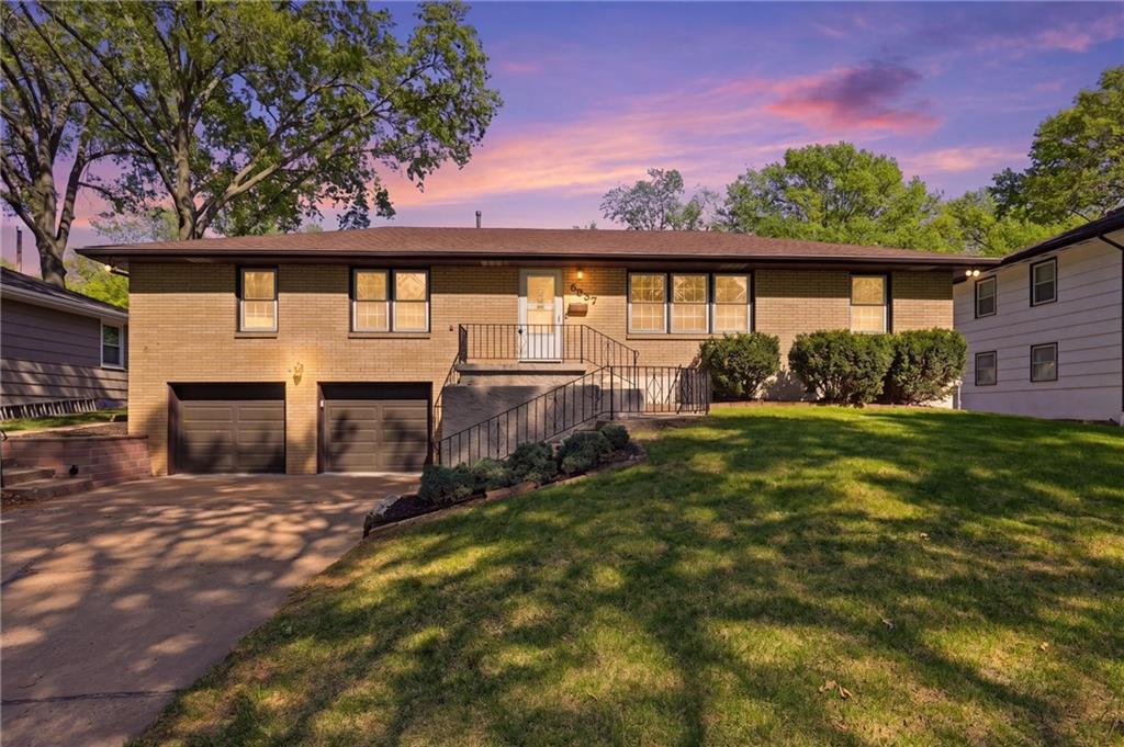 Listing Photo MLS #HMS2616408