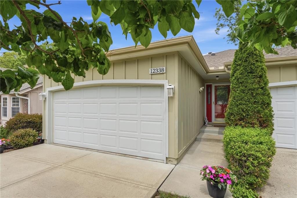 Listing Photo MLS #HMS2616694