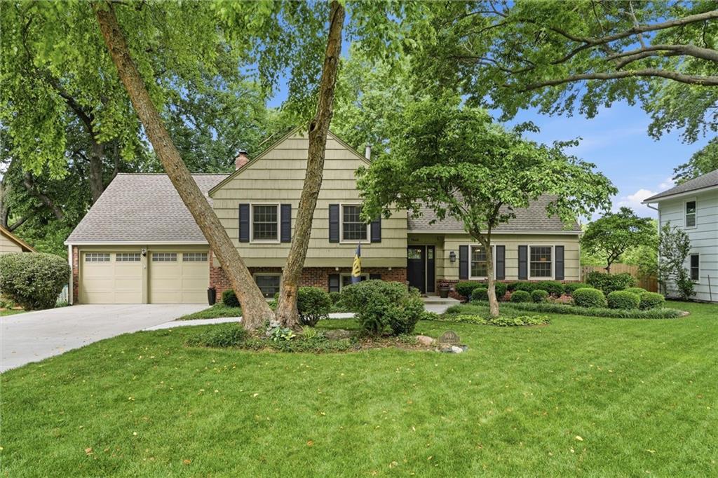 Listing Photo MLS #HMS2616752