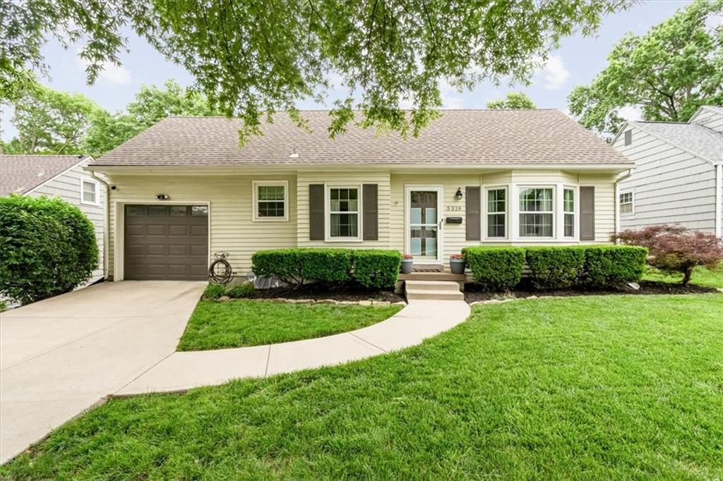 Listing Photo MLS #HMS2616907