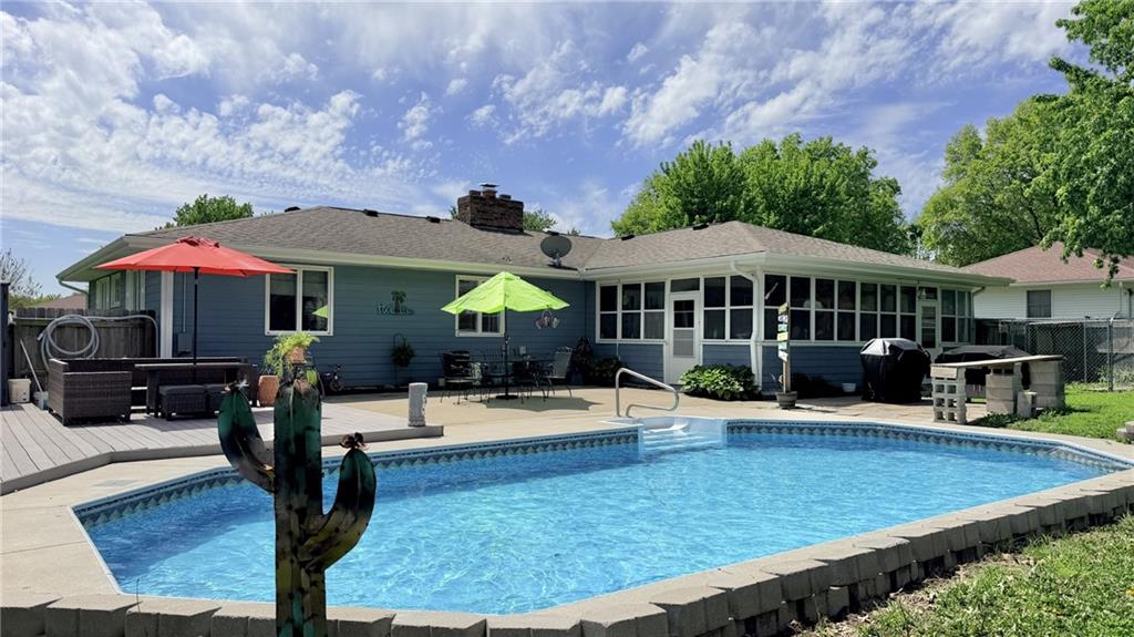 Listing Photo MLS #HMS2617207