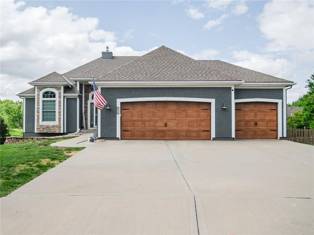 Listing Photo MLS #HMS2617218