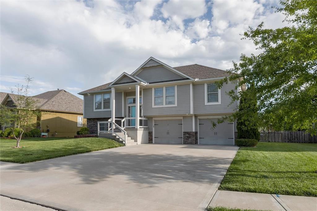 Listing Photo MLS #HMS2617424