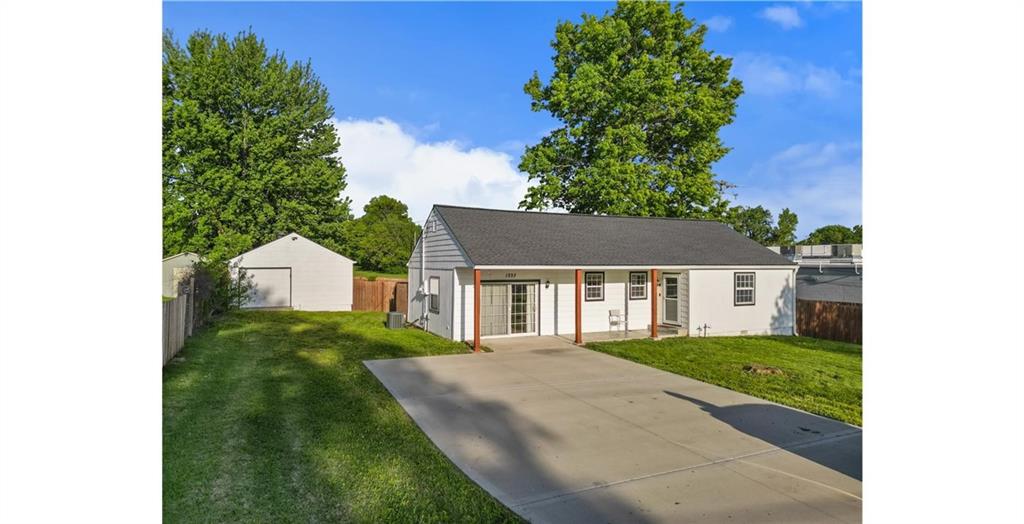 Listing Photo MLS #HMS2617473