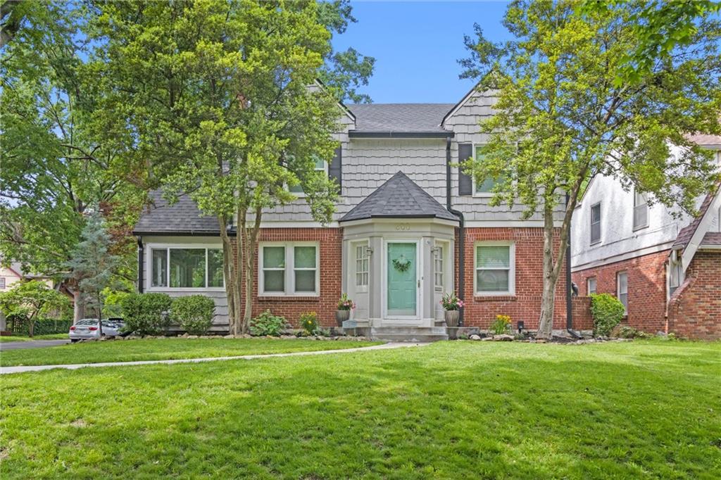 Listing Photo MLS #HMS2617549