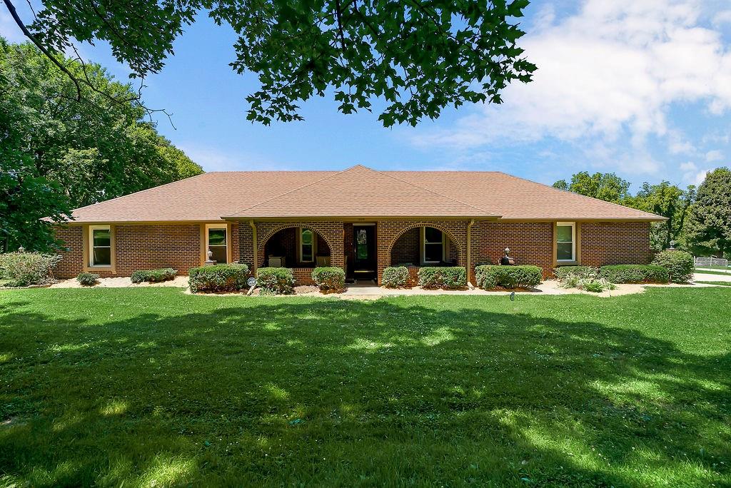 Listing Photo MLS #HMS2617695