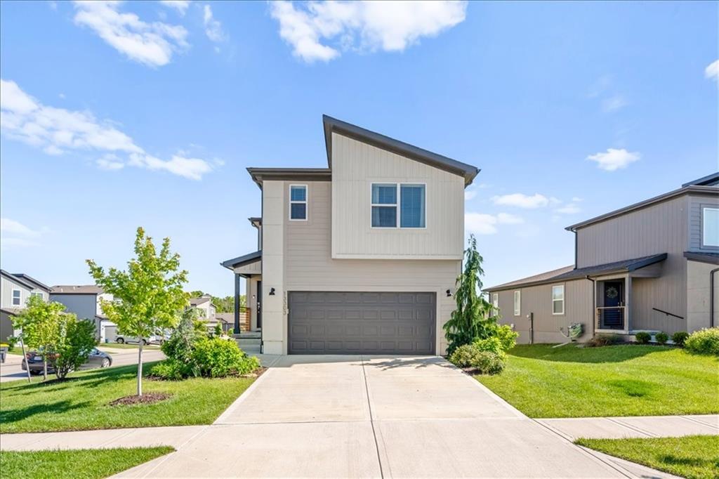 Listing Photo MLS #HMS2617758