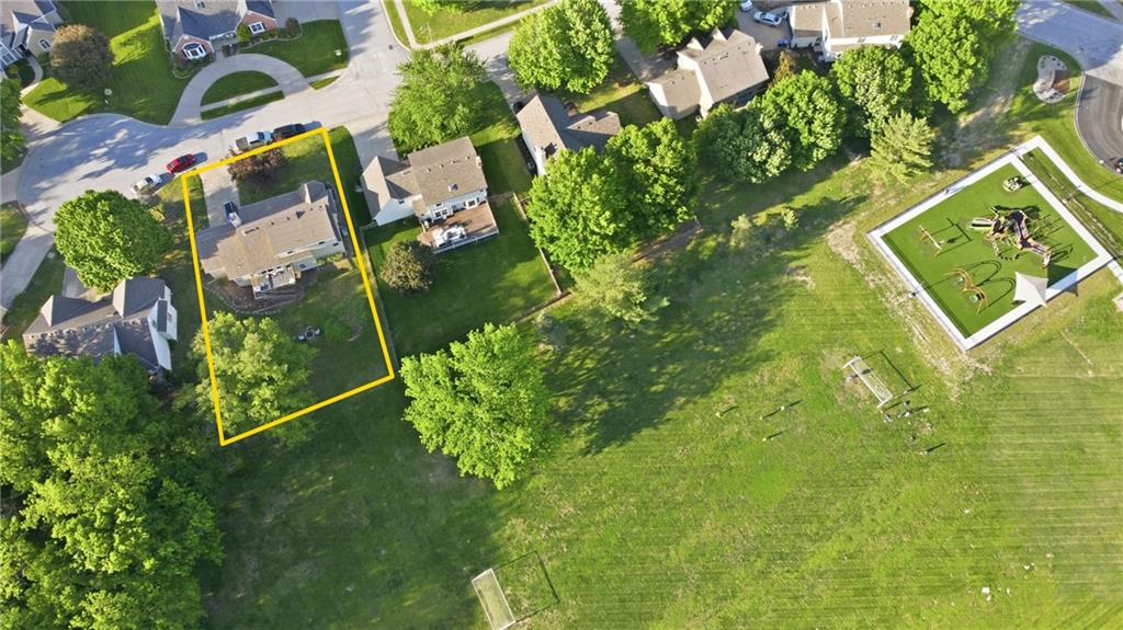 Listing Photo MLS #HMS2617930