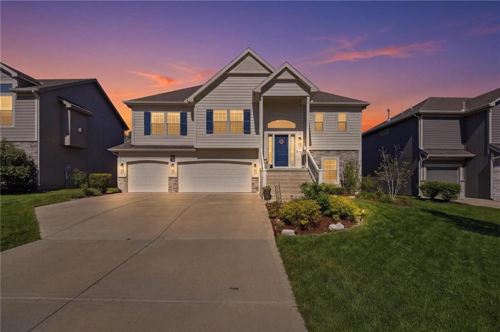 Listing Photo MLS #HMS2618268