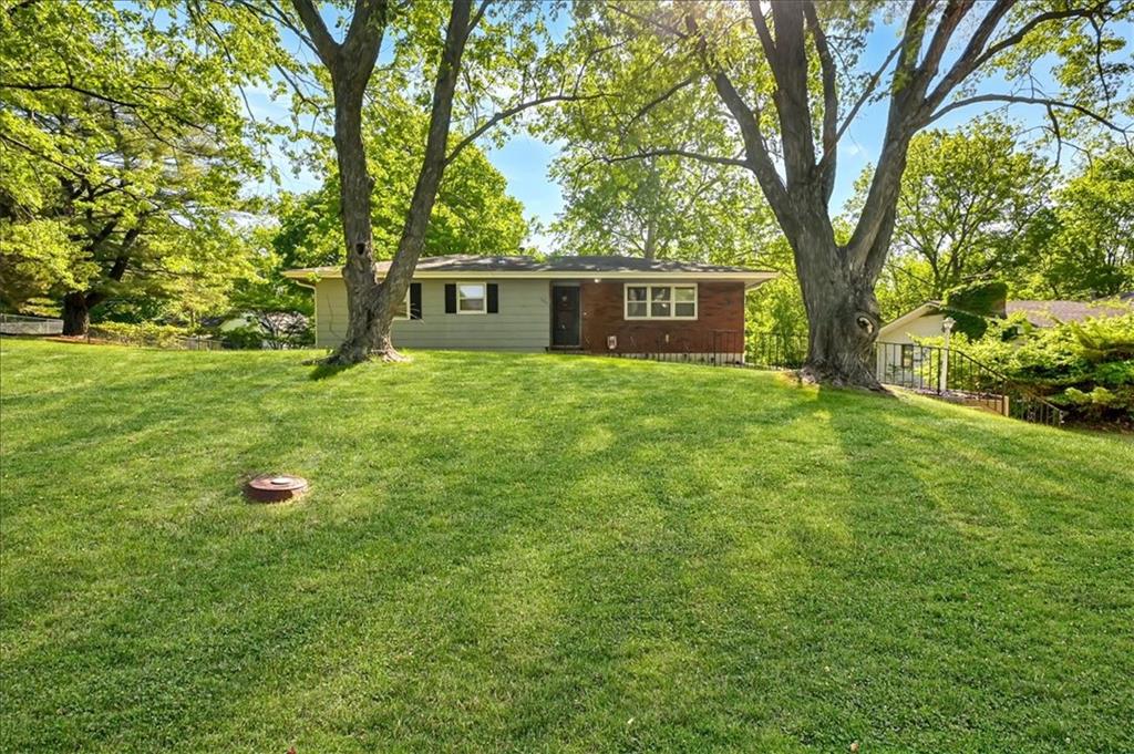 Listing Photo MLS #HMS2618510
