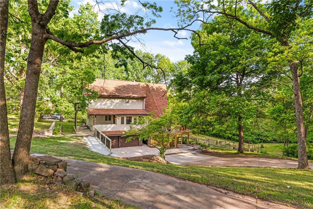 Listing Photo MLS #HMS2618568