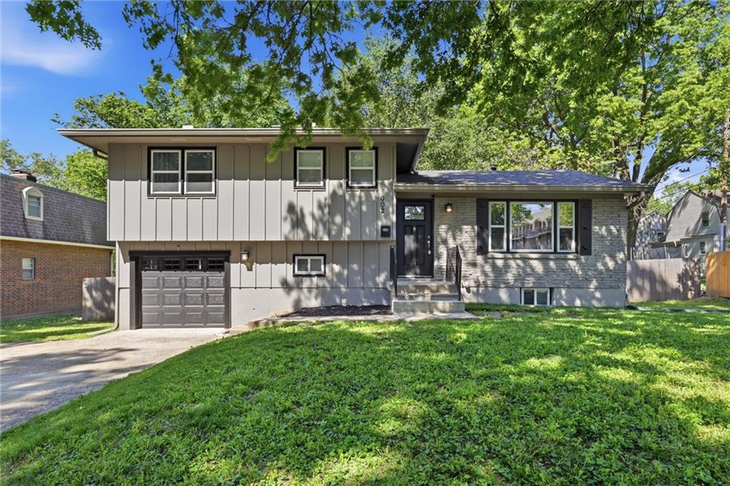 Listing Photo MLS #HMS2618826