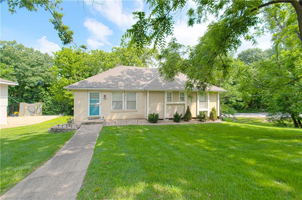Listing Photo MLS #HMS2618920