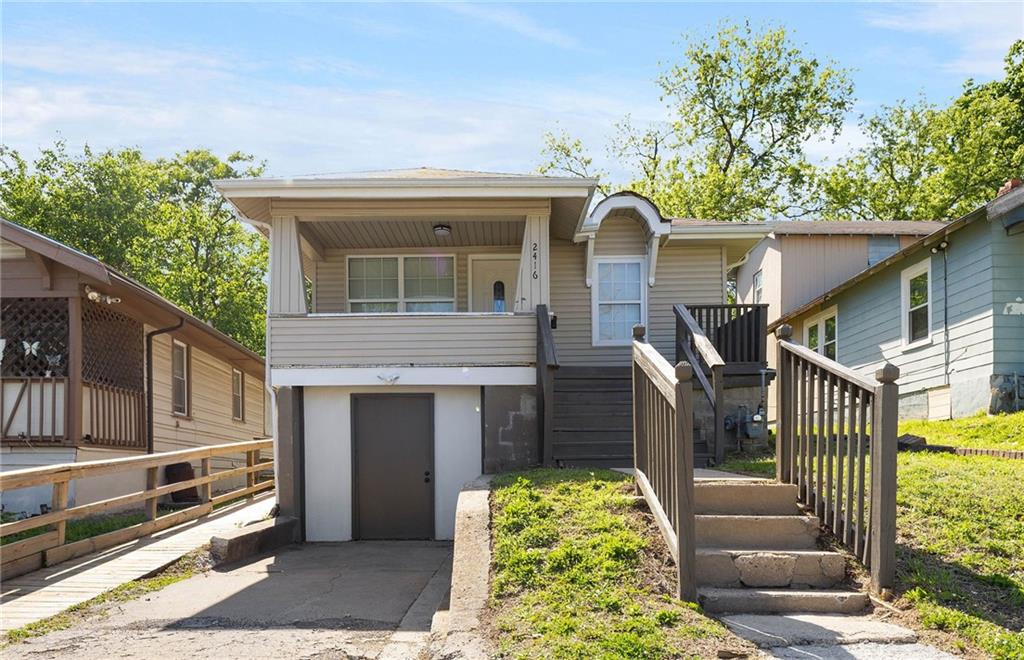 Listing Photo MLS #HMS2618945