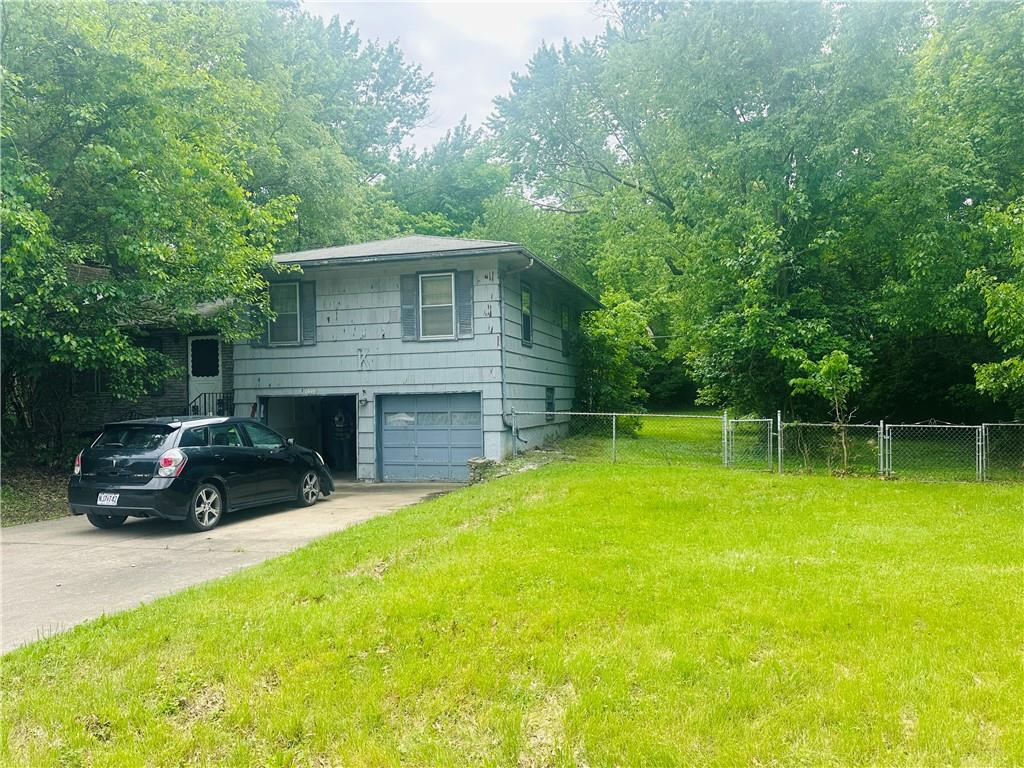 Listing Photo MLS #HMS2618976