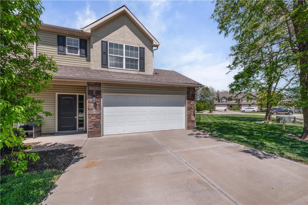 Listing Photo MLS #HMS2619054
