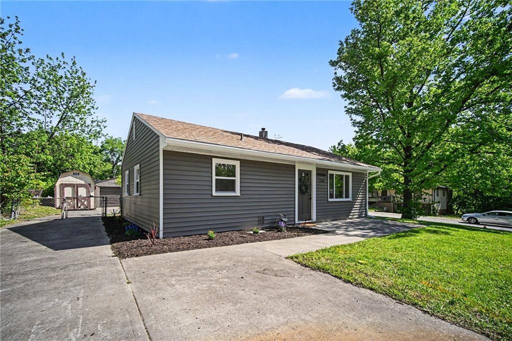 Listing Photo MLS #HMS2619118