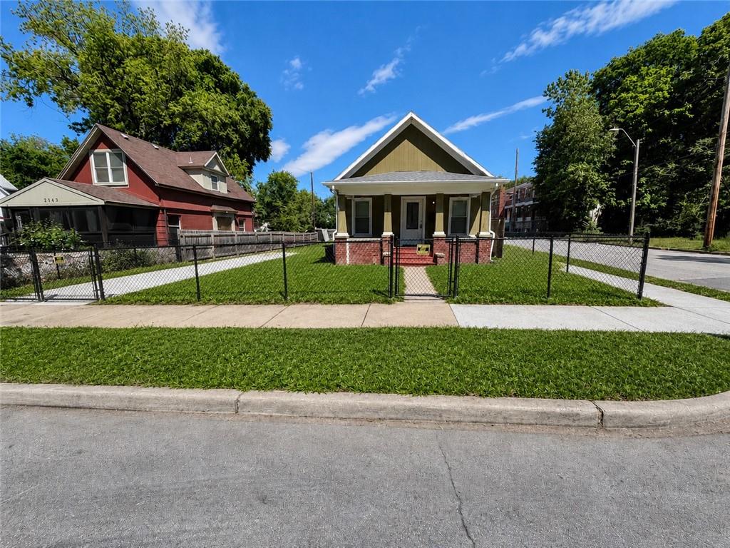 Listing Photo MLS #HMS2619228