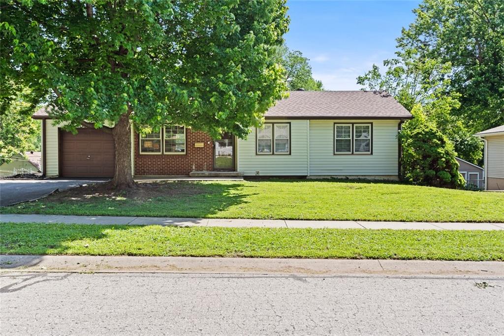 Listing Photo MLS #HMS2619592