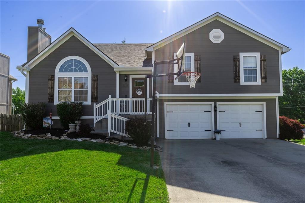 Listing Photo MLS #HMS2619703