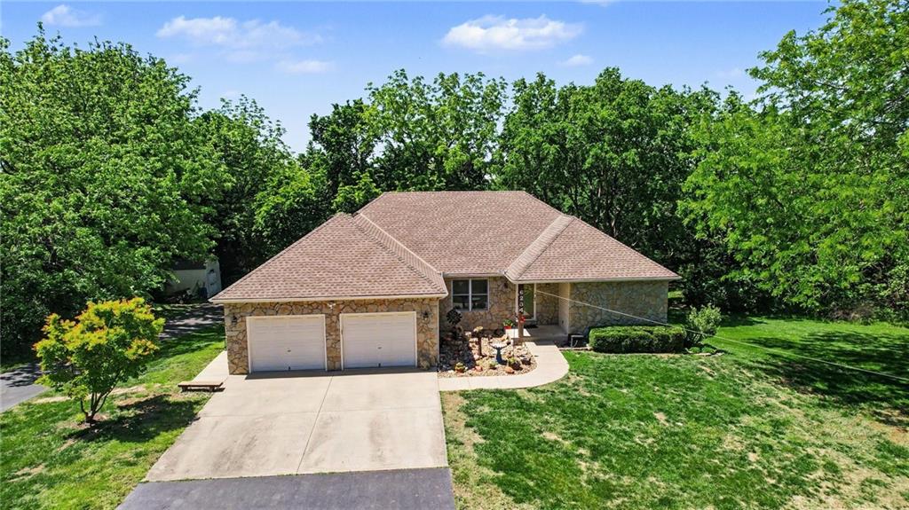 Listing Photo MLS #HMS2619756