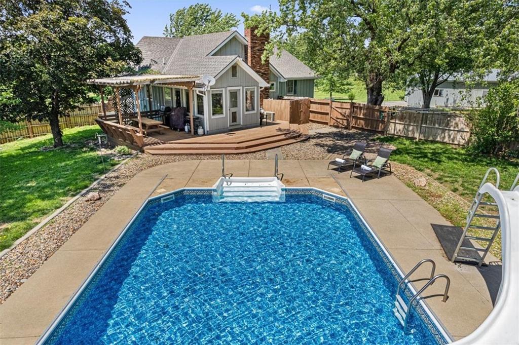Listing Photo MLS #HMS2619797