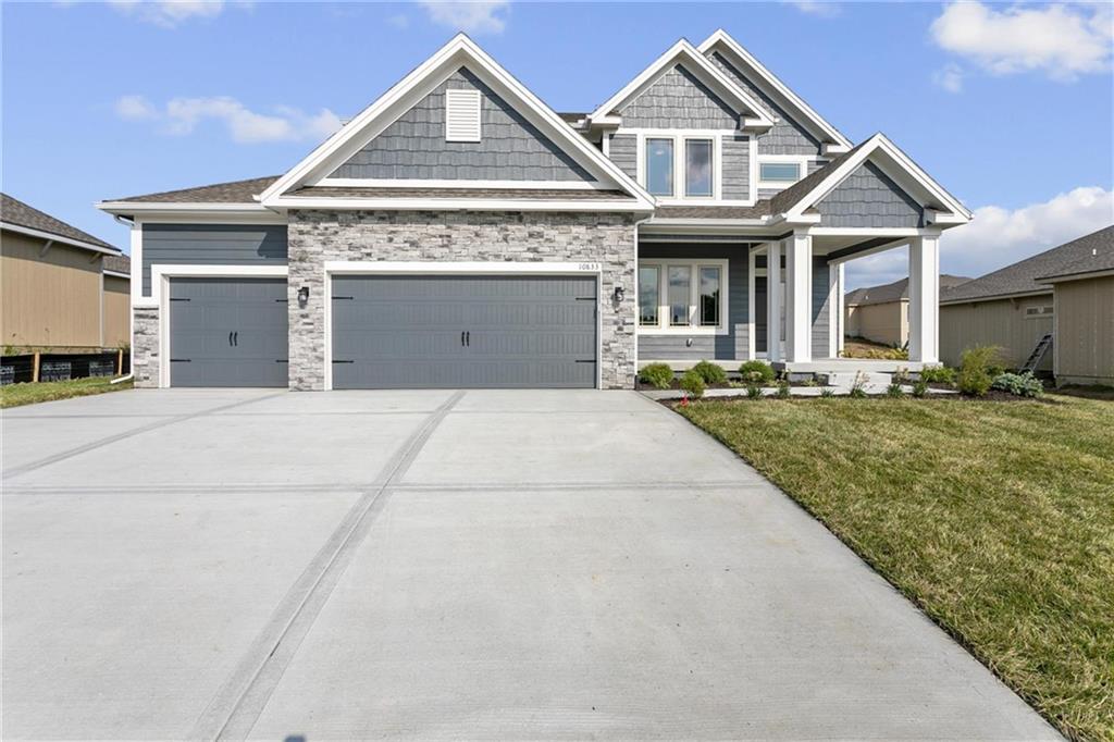 Listing Photo MLS #HMS2619810