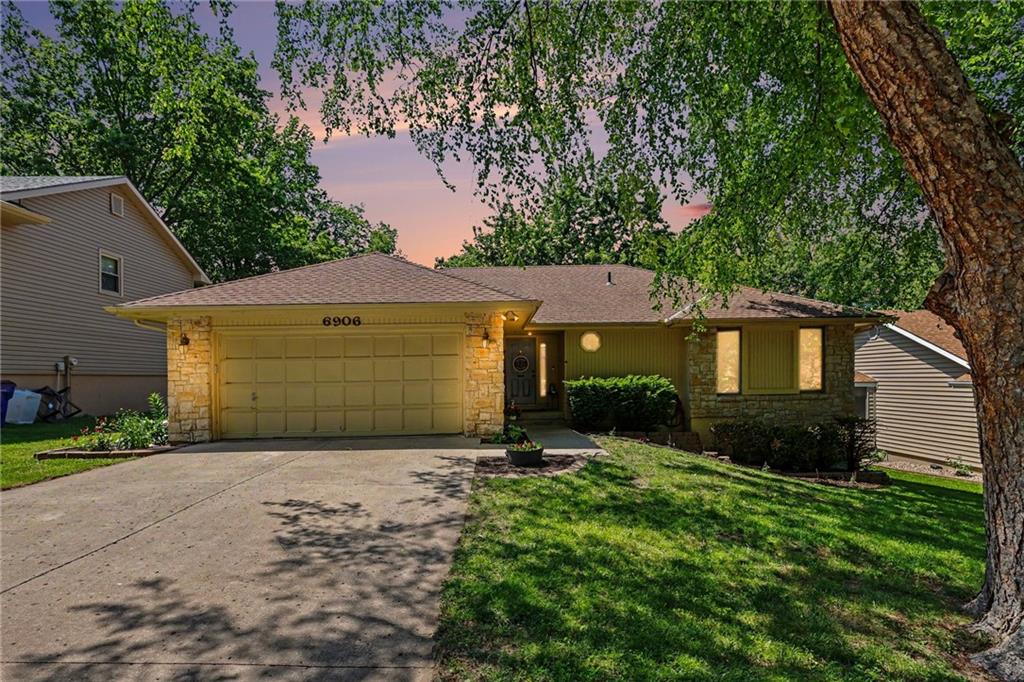 Listing Photo MLS #HMS2619932