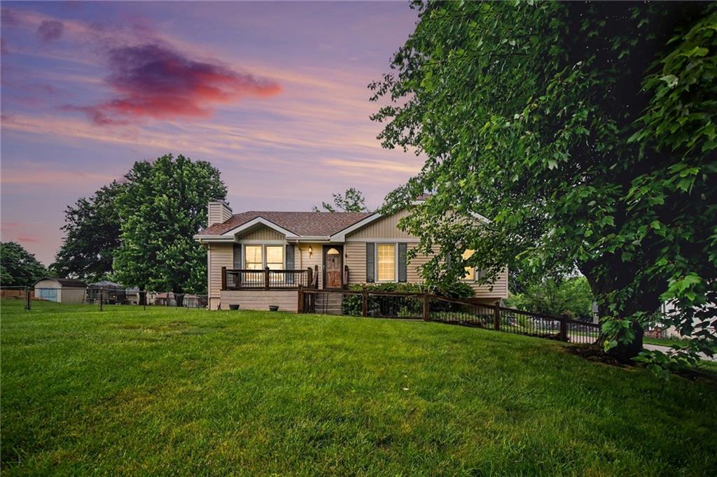 Listing Photo MLS #HMS2620943