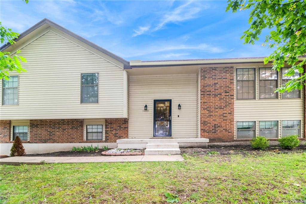 Listing Photo MLS #HMS2620992