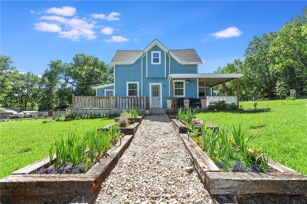 Listing Photo MLS #HMS2621018