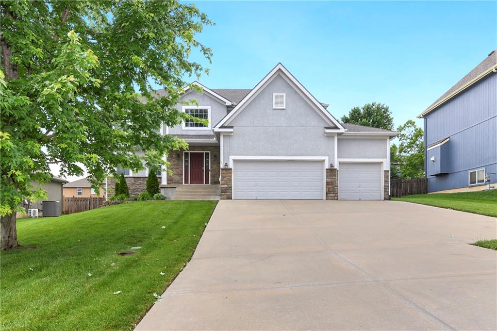Listing Photo MLS #HMS2621157