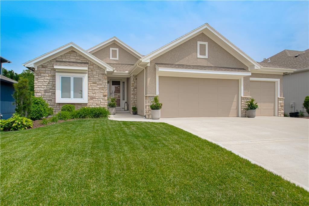 Listing Photo MLS #HMS2621457