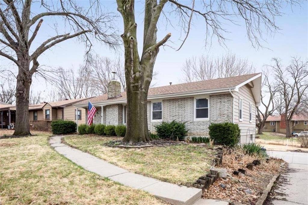 Listing Photo MLS #HMS2621481