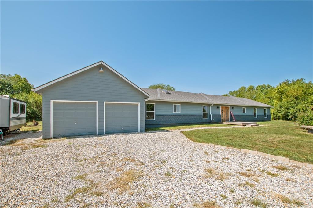Listing Photo MLS #HMS2621609