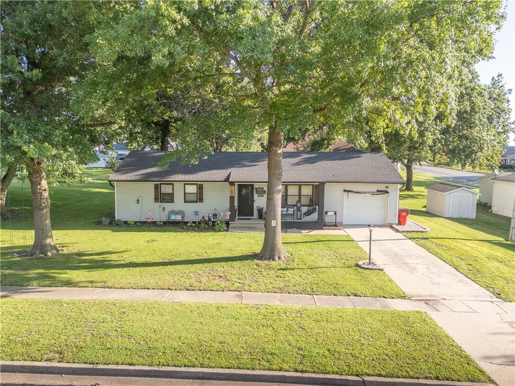 Listing Photo MLS #HMS2621876