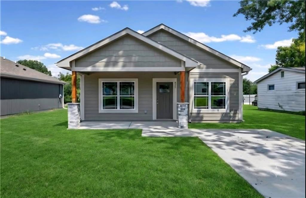 Listing Photo MLS #HMS2621954