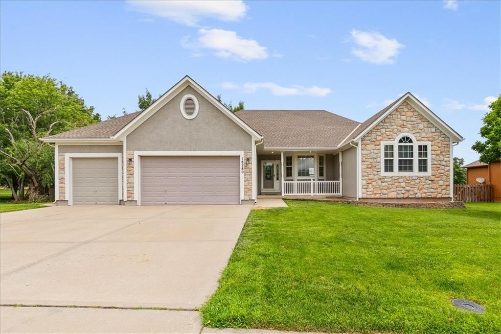 Listing Photo MLS #HMS2622021