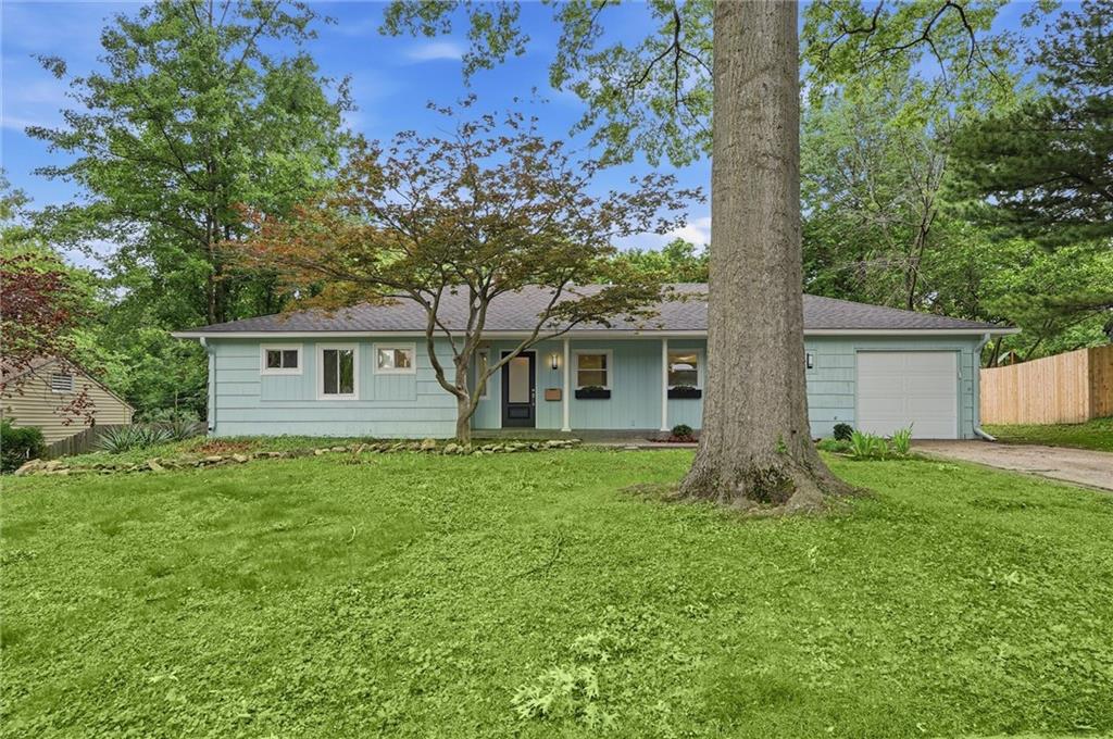 Listing Photo MLS #HMS2622078