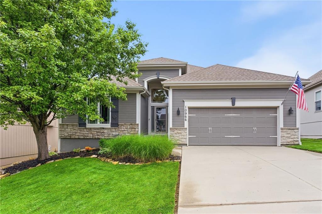 Listing Photo MLS #HMS2622128