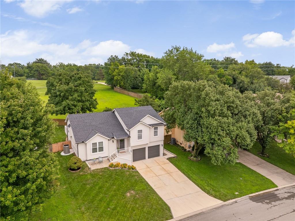 Listing Photo MLS #HMS2622182
