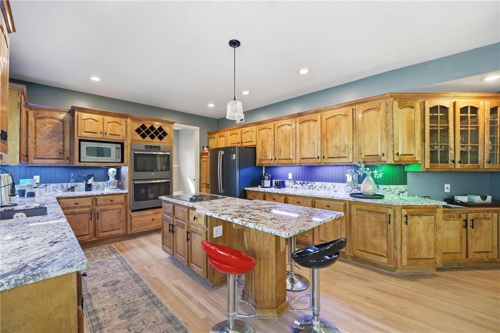 Listing Photo MLS #HMS2622275